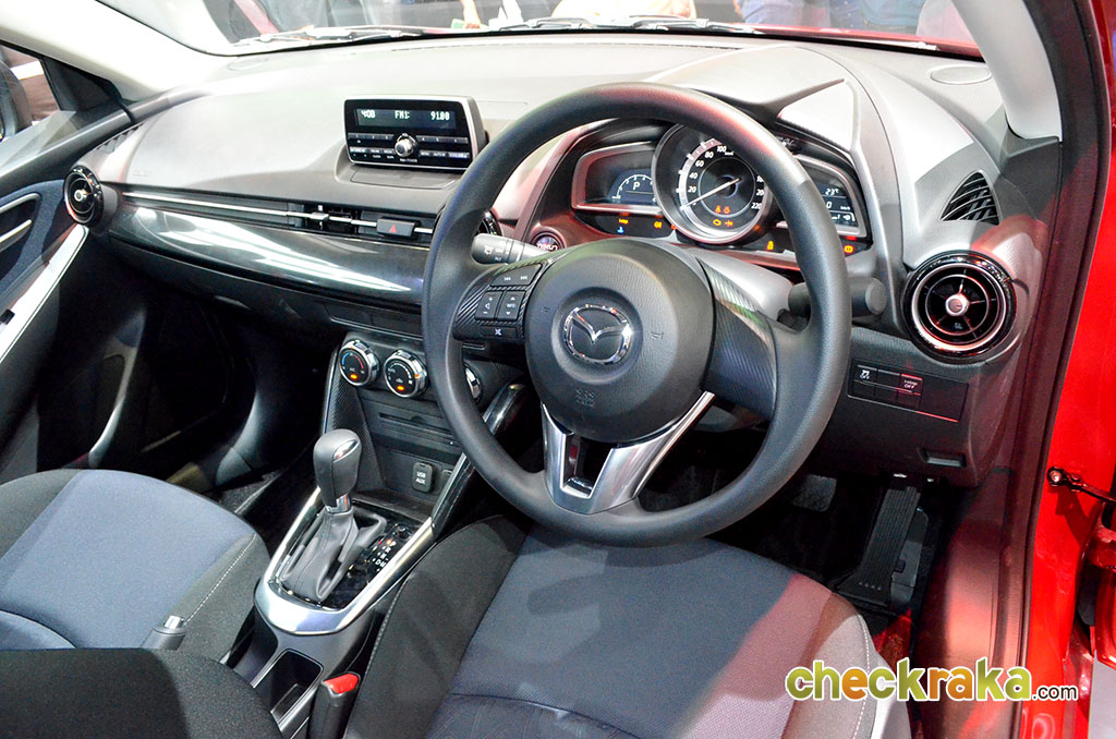 Mazda 2 Sports XD High AT connect มาสด้า ปี 2014 : ภาพที่ 12