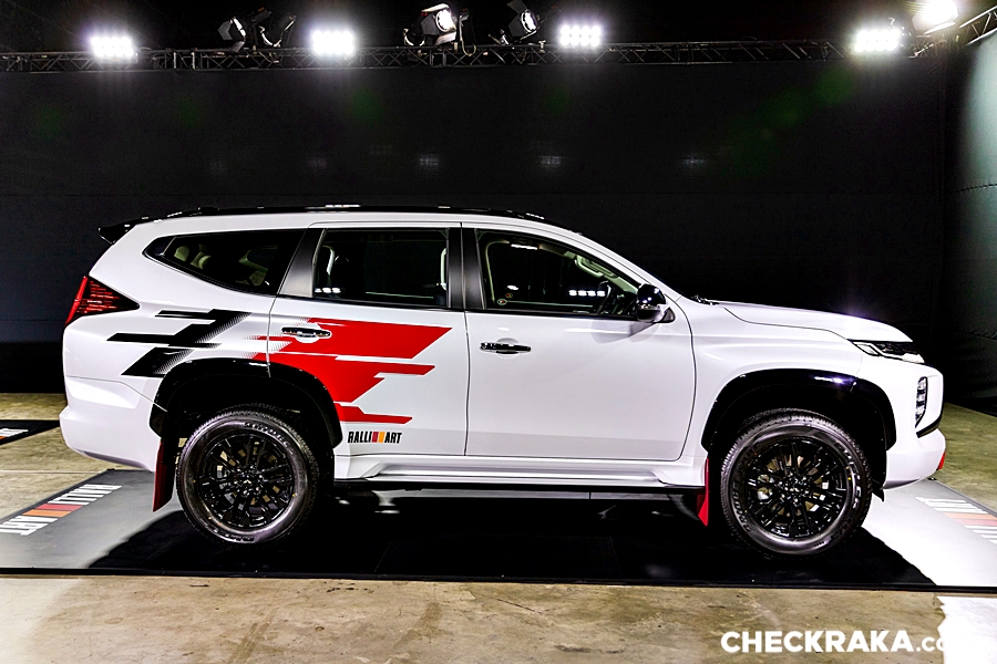 รูปภาพ มิตซูบิชิ Mitsubishi Pajero Sport RALLIART ปี 2022