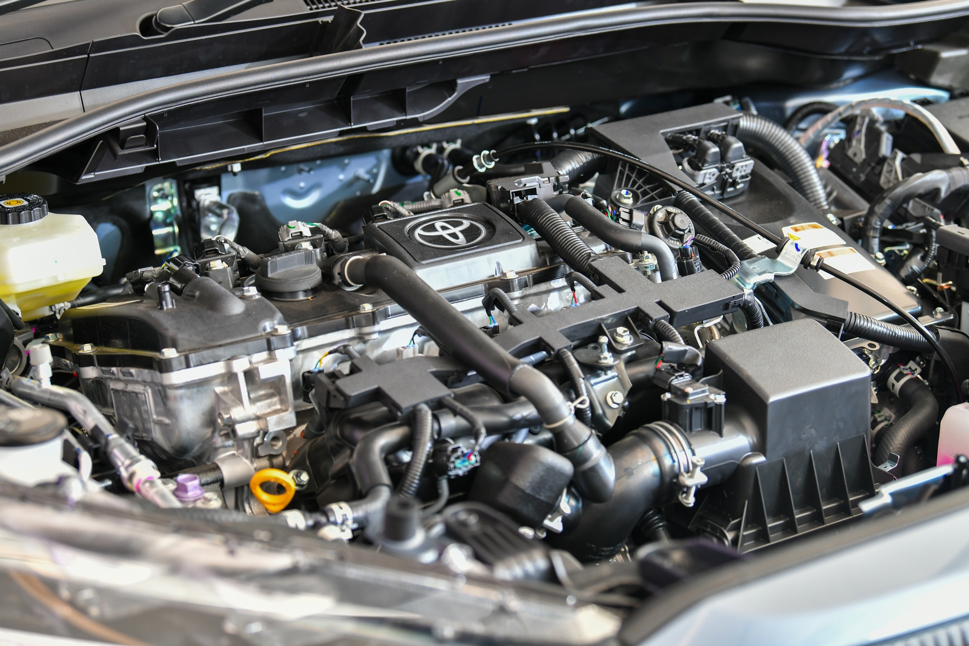 รูปภาพ โตโยต้า Toyota Corolla Cross HEV Premium ปี 2024