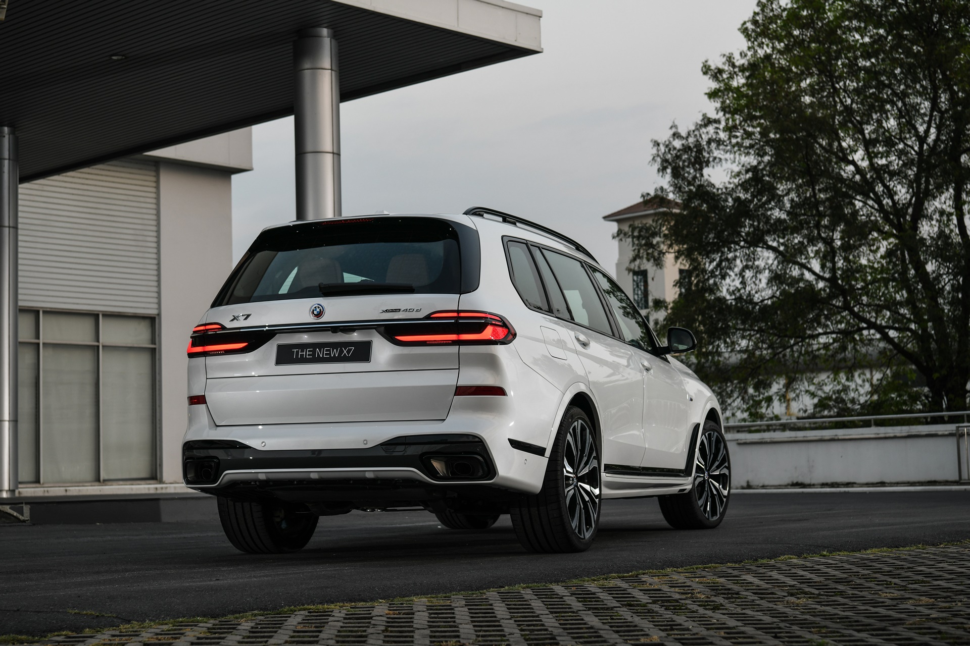 BMW X7 XDrive40d M Sport บีเอ็มดับเบิลยู ปี 2023 : ภาพที่ 2