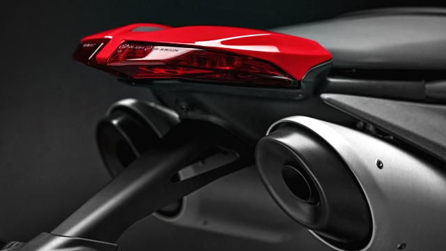 Ducati Hypermotard 950 SP ดูคาติ ปี 2019 : ภาพที่ 4
