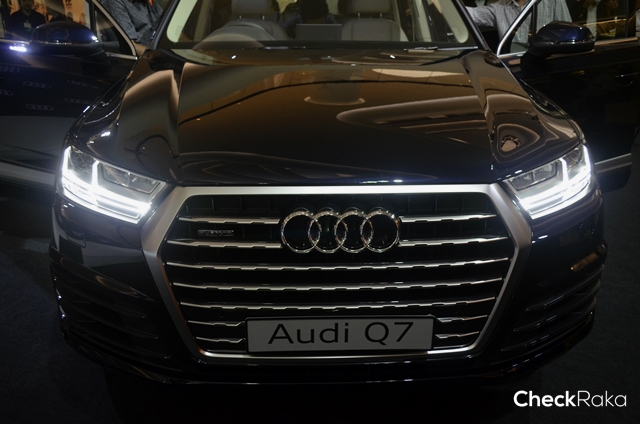 รูปภาพ อาวดี้ Audi Q7 45 TDI quattro S Line ปี 2017