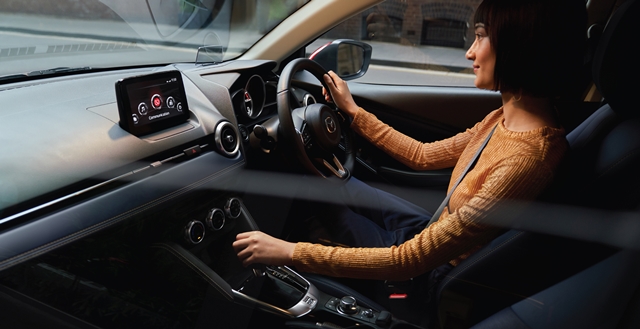Mazda 2 1.3 S Leather Sedan มาสด้า ปี 2021 : ภาพที่ 14