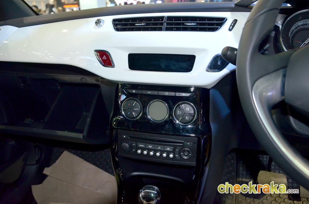 Citroen DS3 1.6 So Chic ซีตรอง ดีเอส3 ปี 2010 : ภาพที่ 17