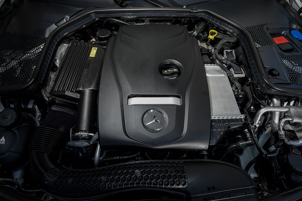 Mercedes-benz C-Class C 300 Cabriolet AMG Dynamic เมอร์เซเดส-เบนซ์ ซี-คลาส ปี 2016 : ภาพที่ 8