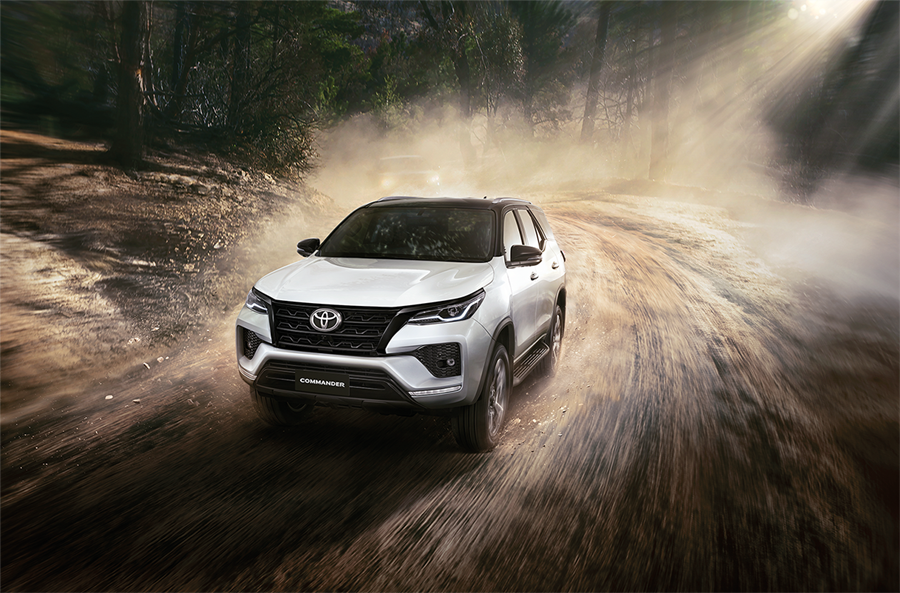 รูปภาพ โตโยต้า Toyota Fortuner 2.4 Commander AT ปี 2022