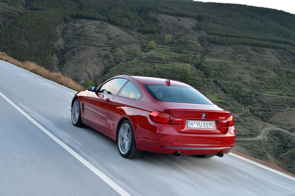 BMW Series 4 420d Coupe Sport บีเอ็มดับเบิลยู ซีรีส์ 4 ปี 2013 : ภาพที่ 2