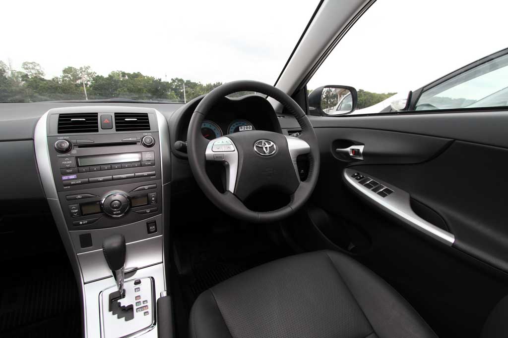 รูปภาพ โตโยต้า Toyota Altis (Corolla) 1.8 E A/T ปี 2012