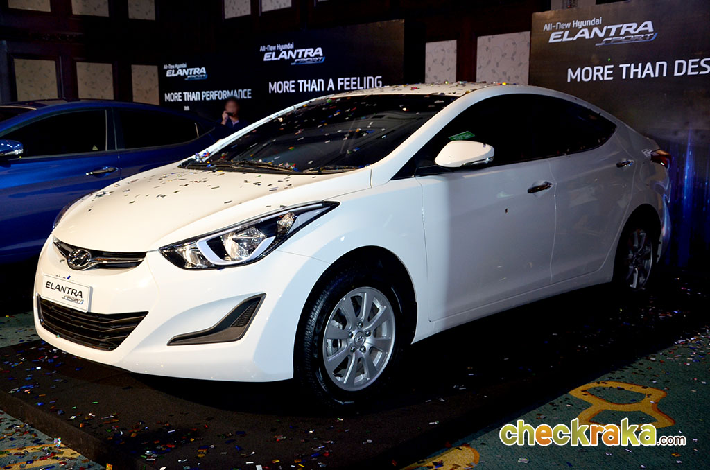 Hyundai Elantra Sport 1.8 GL ฮุนได อีแลนทรา ปี 2014 : ภาพที่ 10