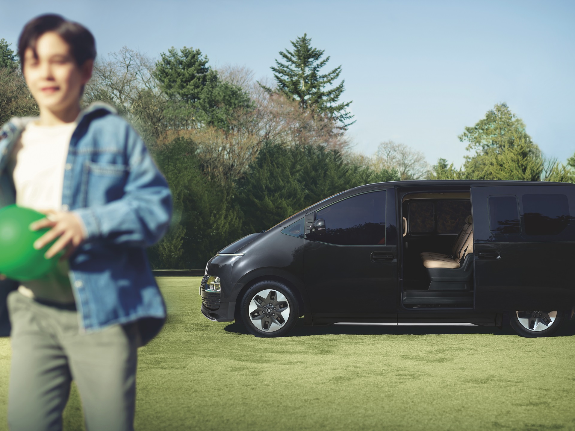 รูปภาพ ฮุนได Hyundai Staria Style ปี 2023