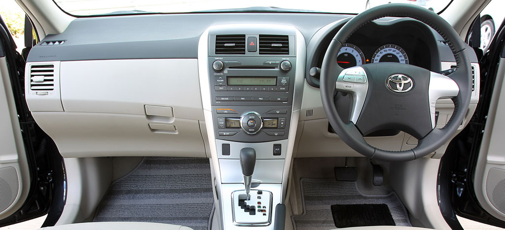 รูปภาพ โตโยต้า Toyota Altis (Corolla) 2.0 V ปี 2010