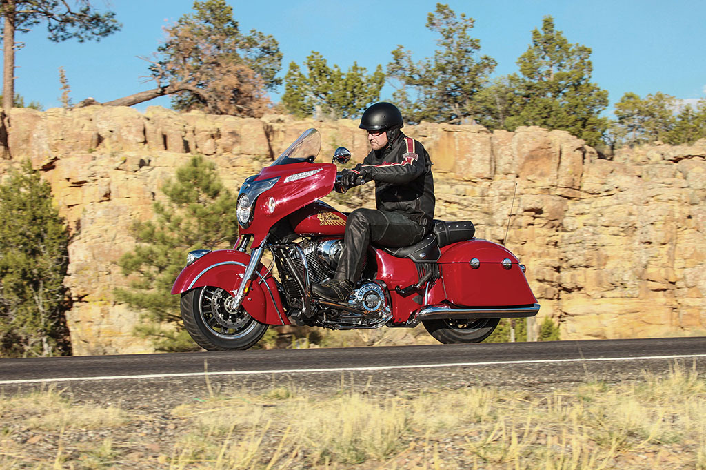 Indian Motorcycle Chieftain Standard อินเดียน มอเตอร์ไซเคิล ชีฟเทน ปี 2015 : ภาพที่ 3