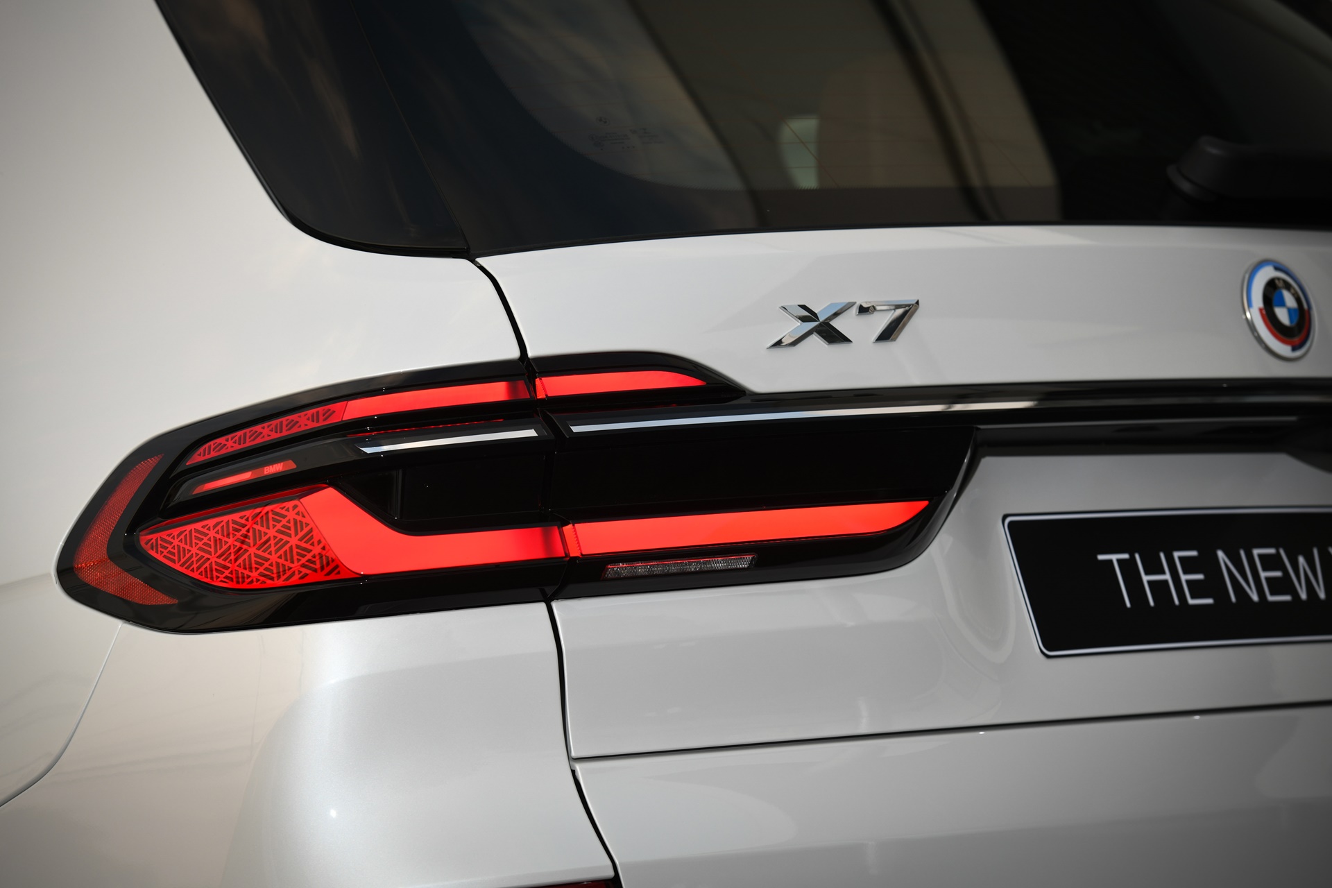 BMW X7 XDrive40d M Sport บีเอ็มดับเบิลยู ปี 2023 : ภาพที่ 4