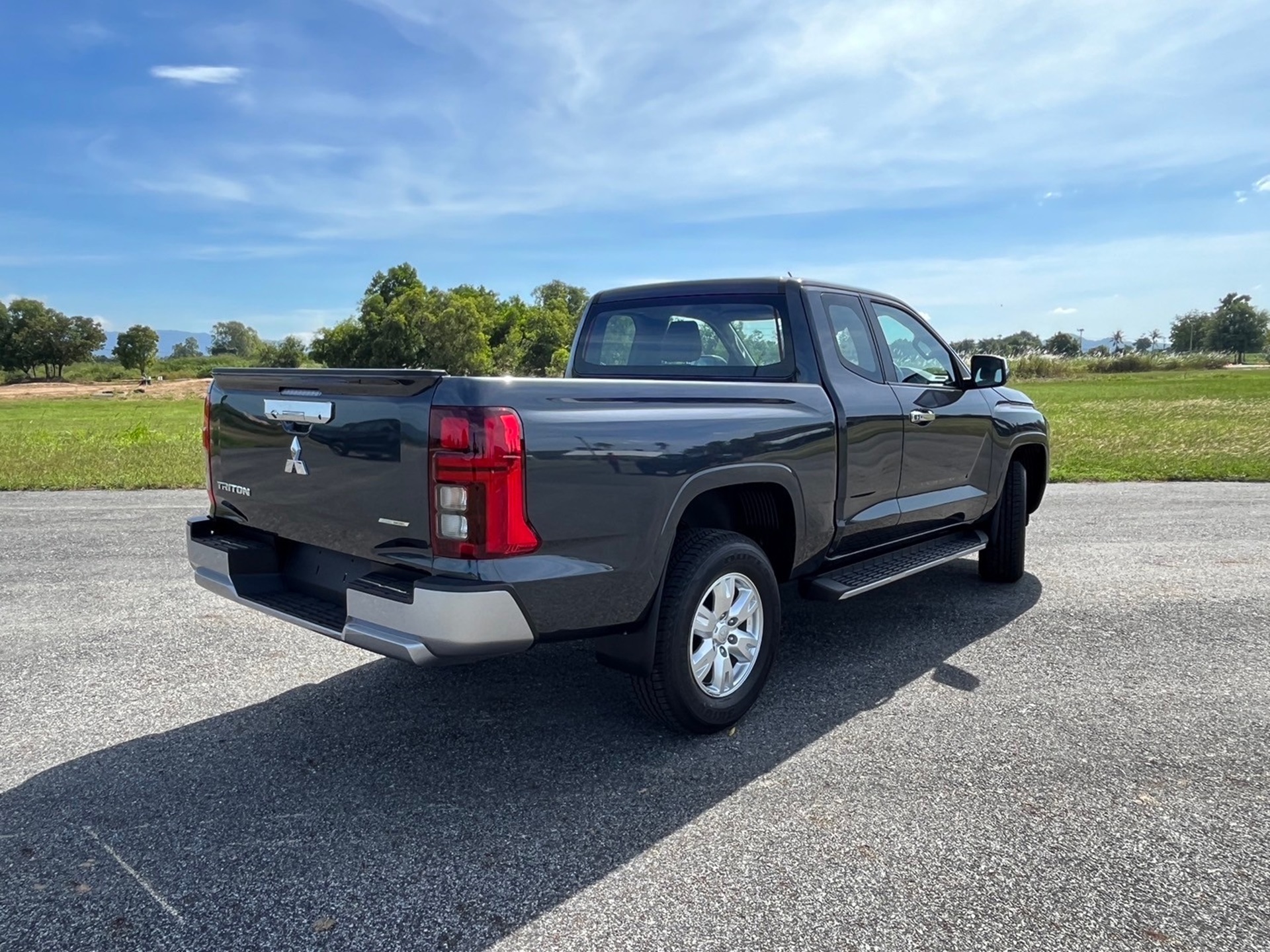 รูปภาพ มิตซูบิชิ Mitsubishi Triton Mega Cab Plus 2.4 Ultra AT ปี 2023