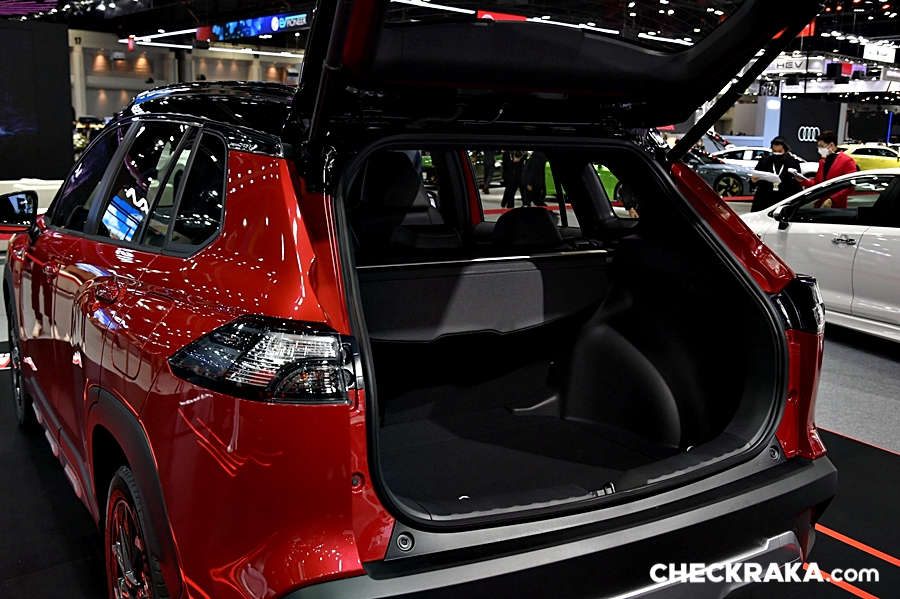 รูปภาพ โตโยต้า Toyota Corolla Cross HEV GR Sport ปี 2021