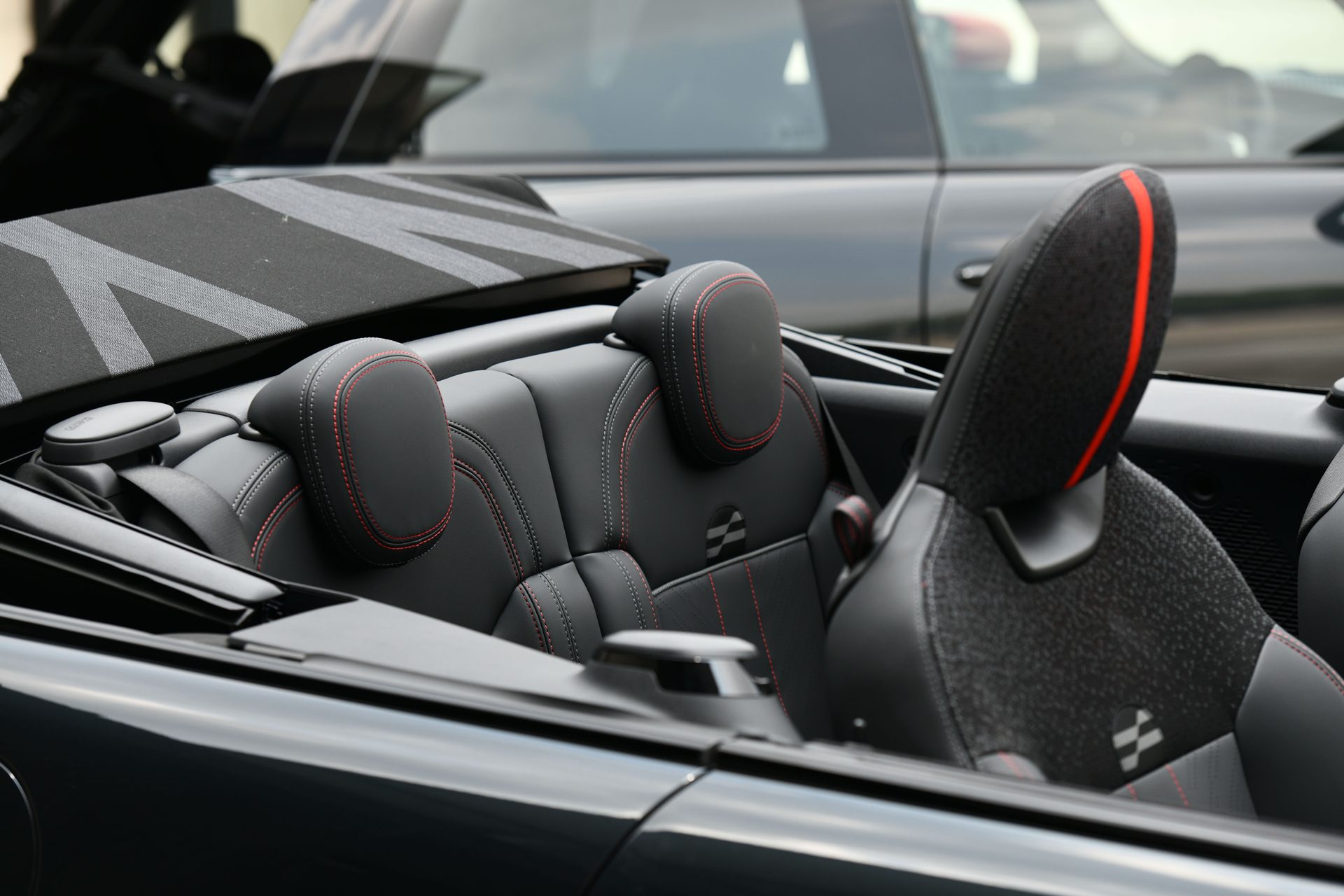 รูปภาพ มินิ Mini John Cooper Works Convertible ปี 2025