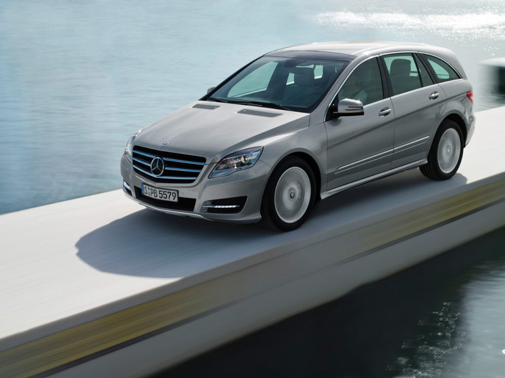 เมอร์เซเดส-เบนซ์ Mercedes-benz R-Class R300 CDI 4MATIC Family ปี 2010 ...