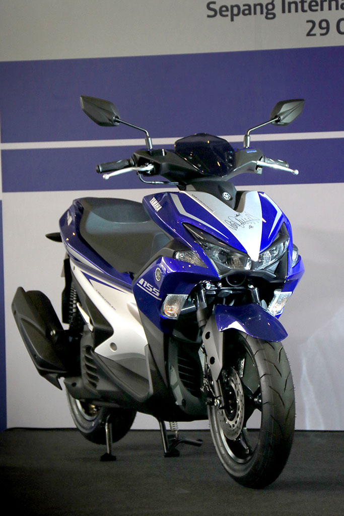 Yamaha Aerox 155 Standard ยามาฮ่า แอร็อกซ์ 155 ปี 2017 : ภาพที่ 2
