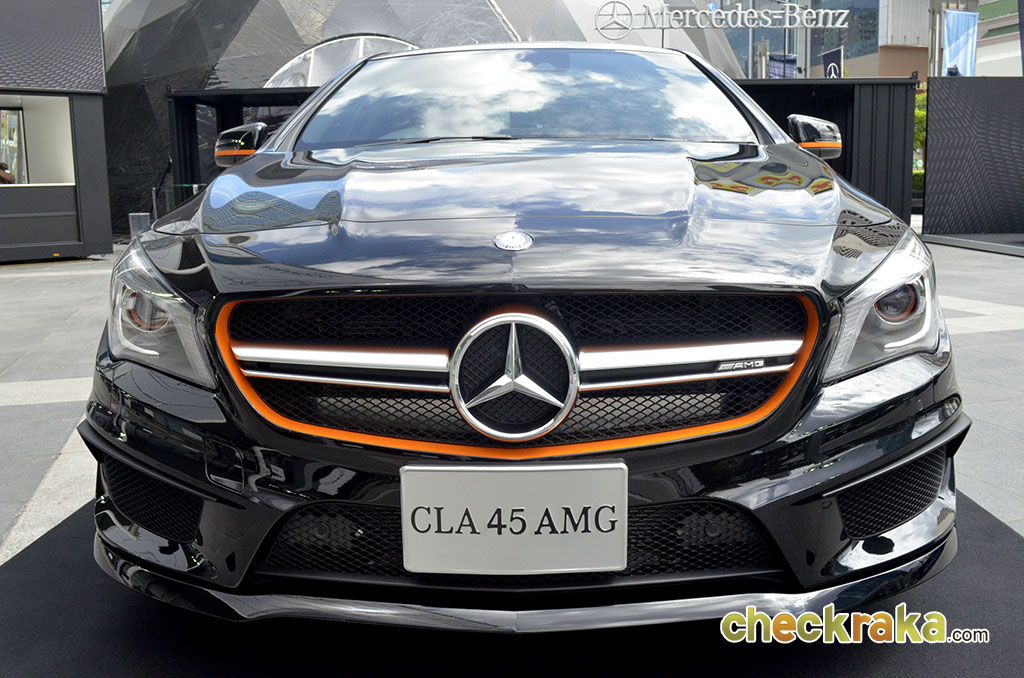 Mercedes-benz AMG CLA 45 AMG 4Matic เมอร์เซเดส-เบนซ์ เอเอ็มจี ปี 2014 : ภาพที่ 8