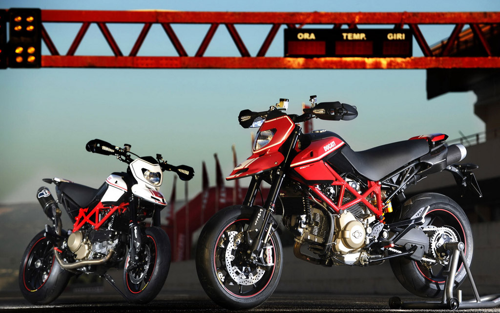 รูปภาพ Ducati  1100 EVO ปี 2010