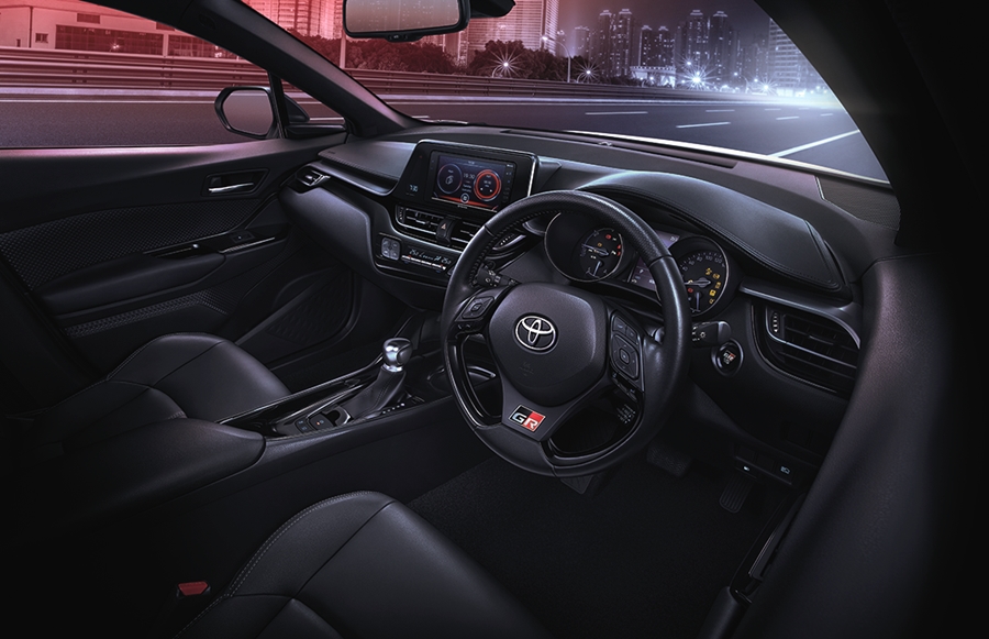 รูปภาพ โตโยต้า Toyota C-HR HEV GR Sport ปี 2022