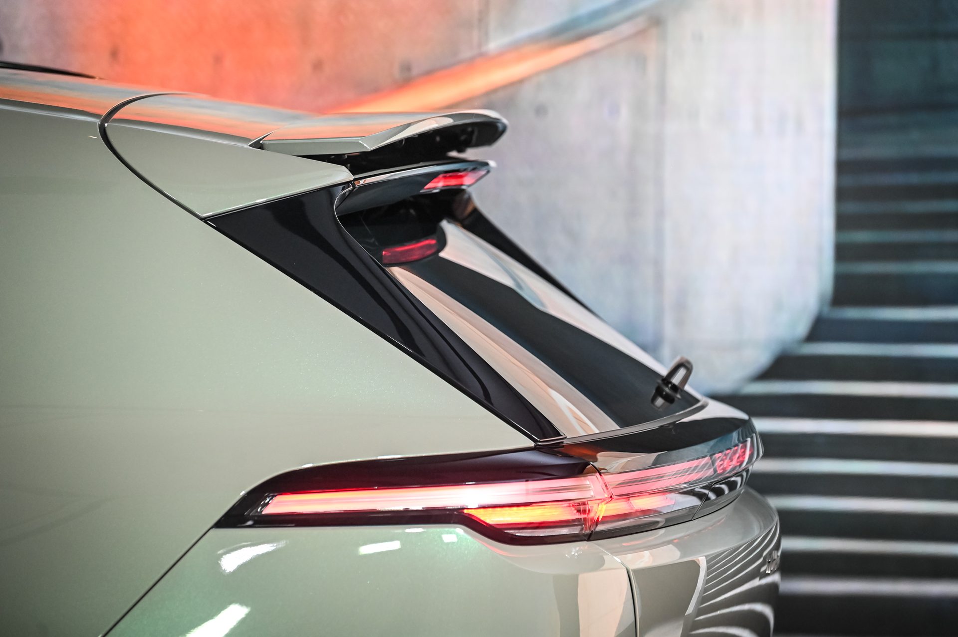 รูปภาพ ปอร์เช่ Porsche Cayenne Electric ปี 2026