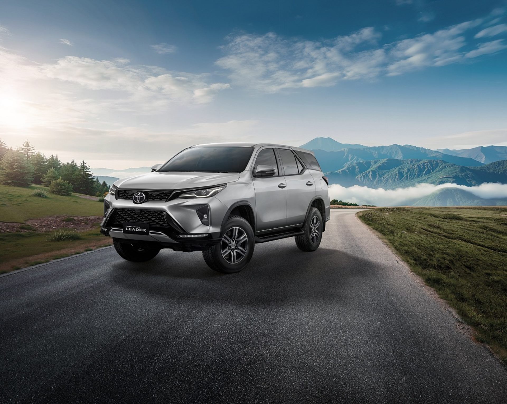 รูปภาพ โตโยต้า Toyota Fortuner 2.4 Leader S AT ปี 2024