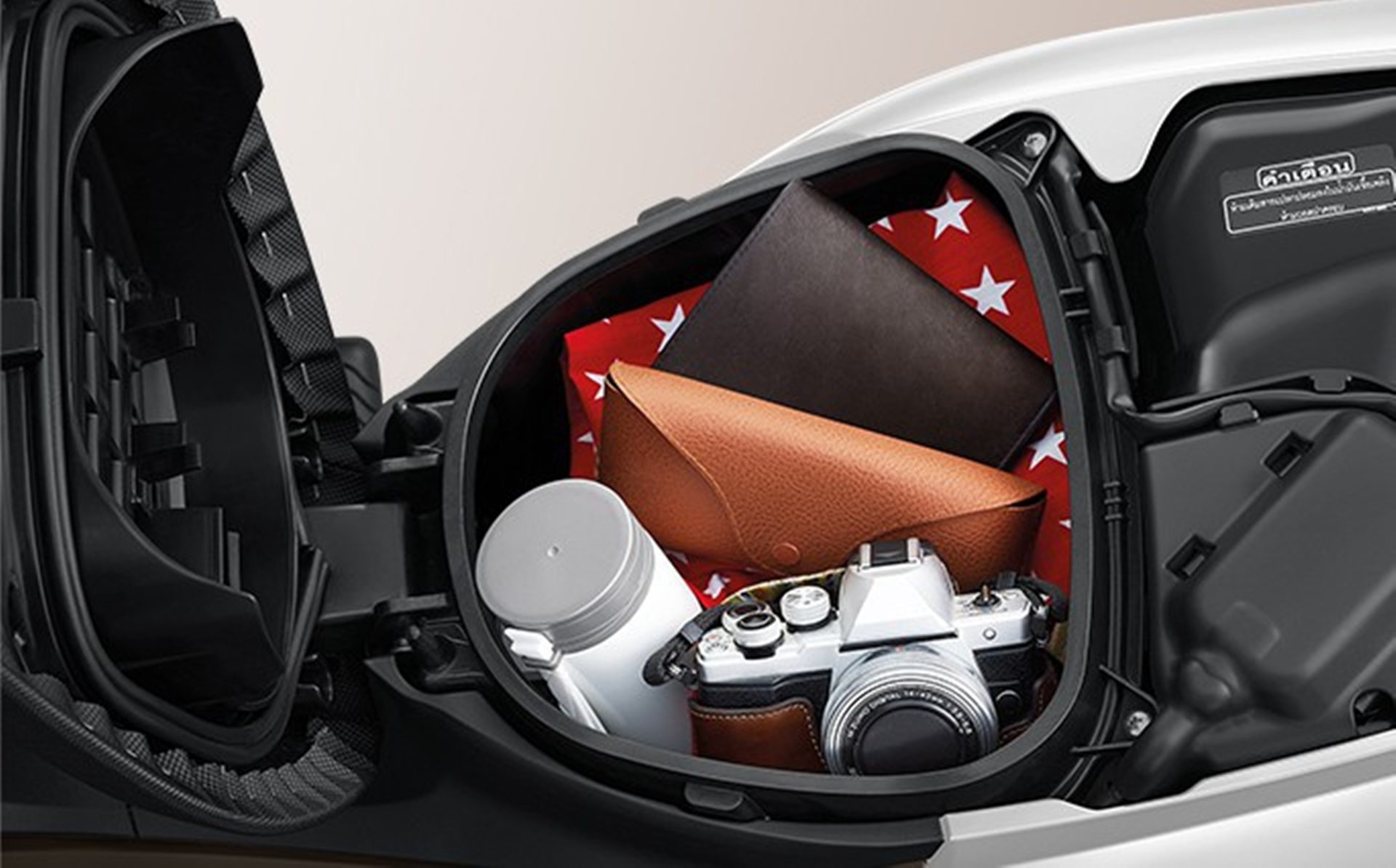 รูปภาพ ฮอนด้า Honda Wave 110 ล้อซี่ลวด สตาร์ทเท้า ดรัมเบรก ปี 2026