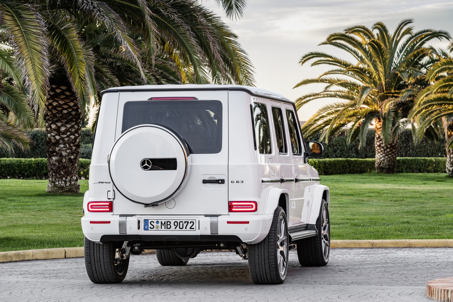Mercedes-benz AMG G 63 เมอร์เซเดส-เบนซ์ เอเอ็มจี ปี 2023 : ภาพที่ 3