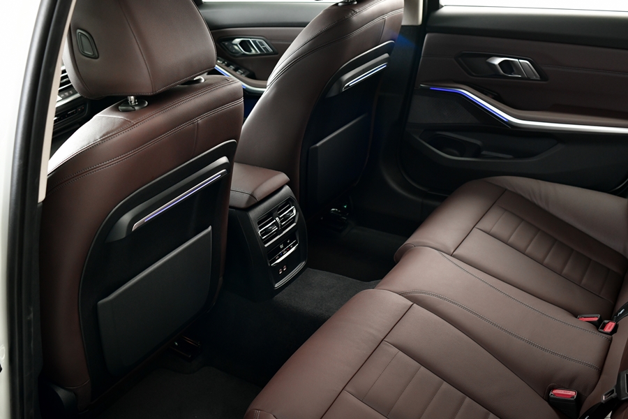 รูปภาพ บีเอ็มดับเบิลยู BMW Series 3 320Li Luxury ปี 2021