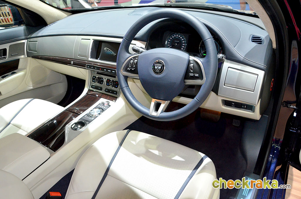 รูปภาพ จากัวร์ Jaguar XF 2.2D Portfolio ปี 2013