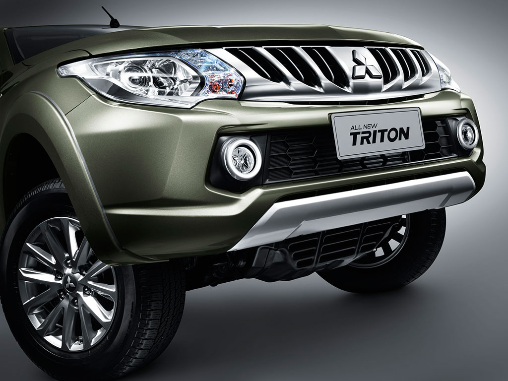 Mitsubishi Triton Plus Double Cab 2.4 GLX M/T มิตซูบิชิ ไทรทัน ปี 2017 : ภาพที่ 5