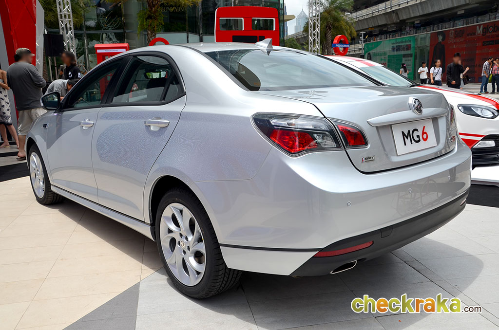 รูปภาพ เอ็มจี MG 6 1.8 X Turbo Sunroof DCT ปี 2014