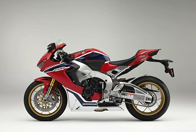 Honda CBR 1000RR SP ฮอนด้า ซีบีอาร์ ปี 2017 : ภาพที่ 13