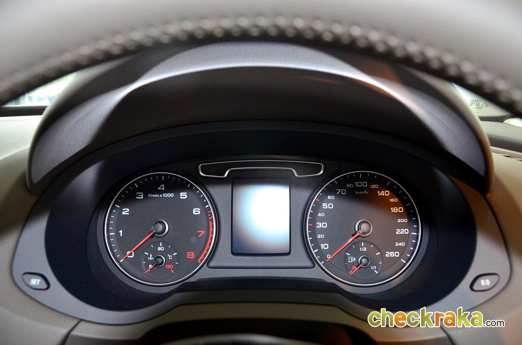 รูปภาพ อาวดี้ Audi Q3 2.0 TFSI quattro ปี 2012