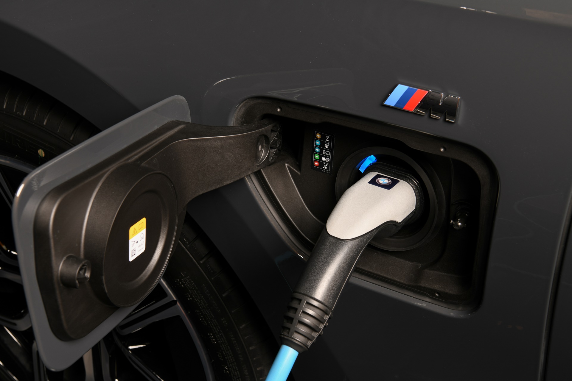 BMW Series 7 750e xDrive M Sport บีเอ็มดับเบิลยู ซีรีส์7 ปี 2023 : ภาพที่ 5