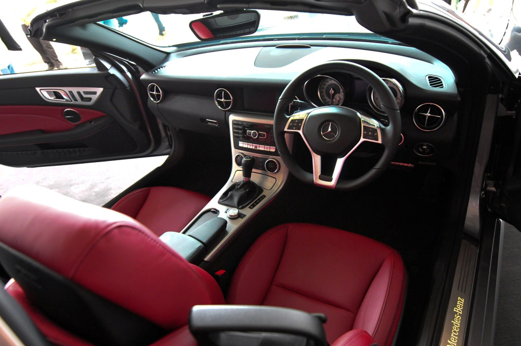 Mercedes-benz SLK-Class SLK200 AMG Dynamic เมอร์เซเดส-เบนซ์ เอสแอลเค-คลาส ปี 2015 : ภาพที่ 6