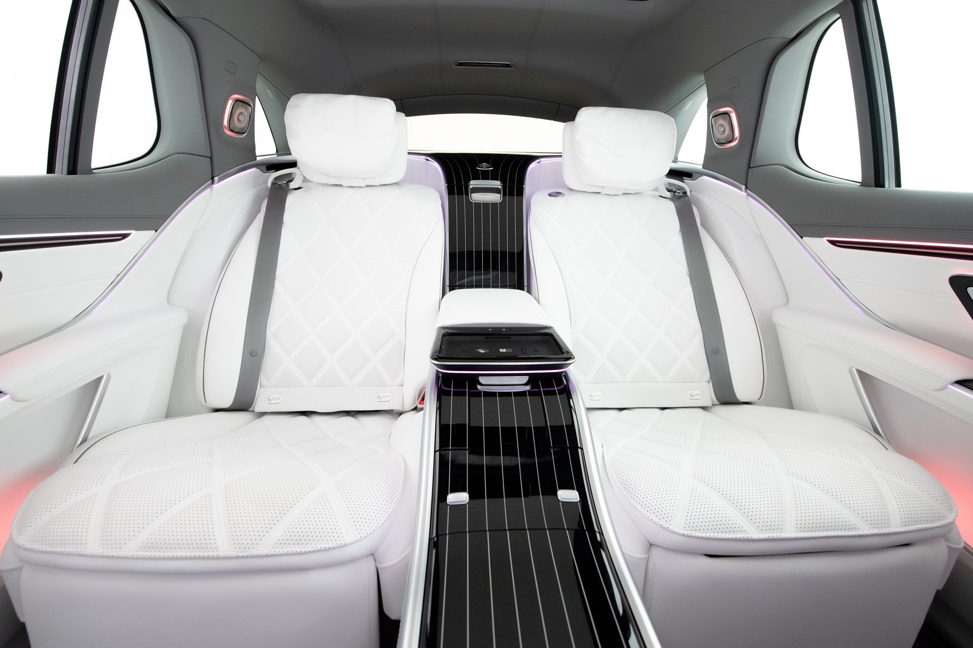 รูปภาพ เมอร์เซเดส-เบนซ์ Mercedes-benz Maybach EQS 680 SUV ปี 2024