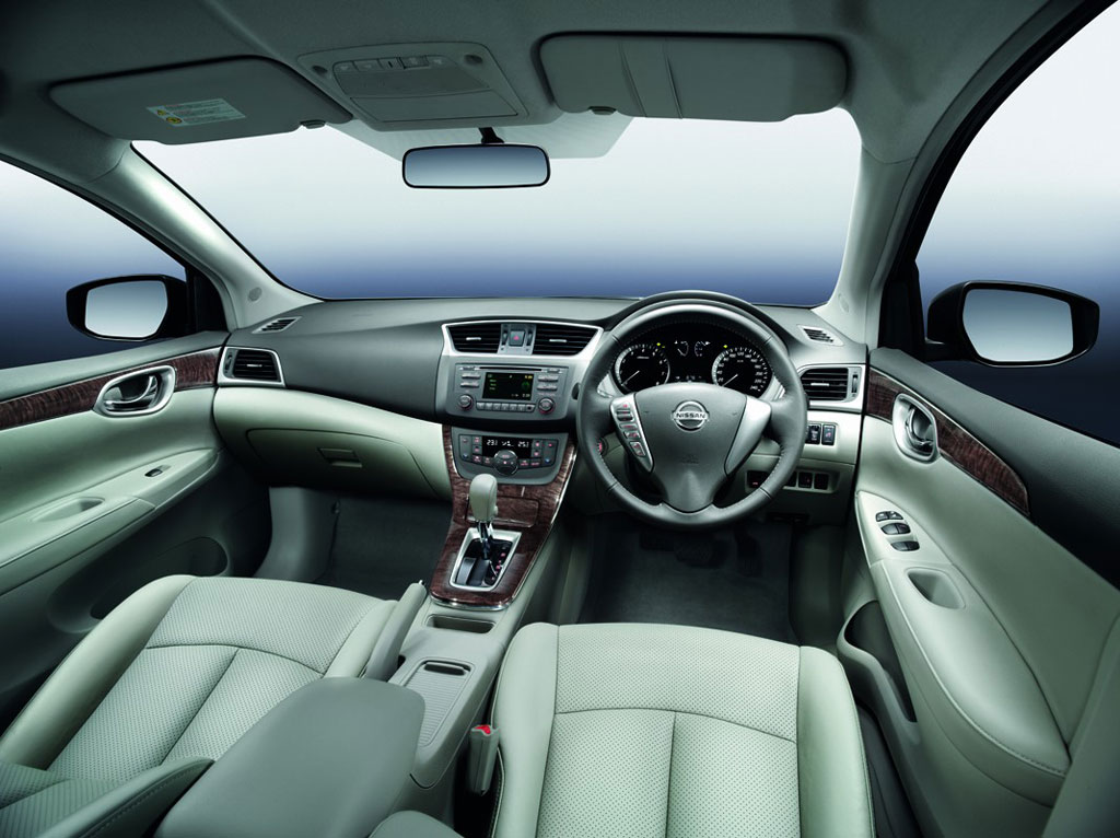 รูปภาพ นิสสัน Nissan Sylphy 1.8 V Navi CVT ปี 2012