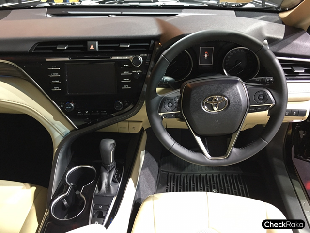 Toyota Camry 2.0 G MY2019 โตโยต้า คัมรี่ ปี 2019 : ภาพที่ 4