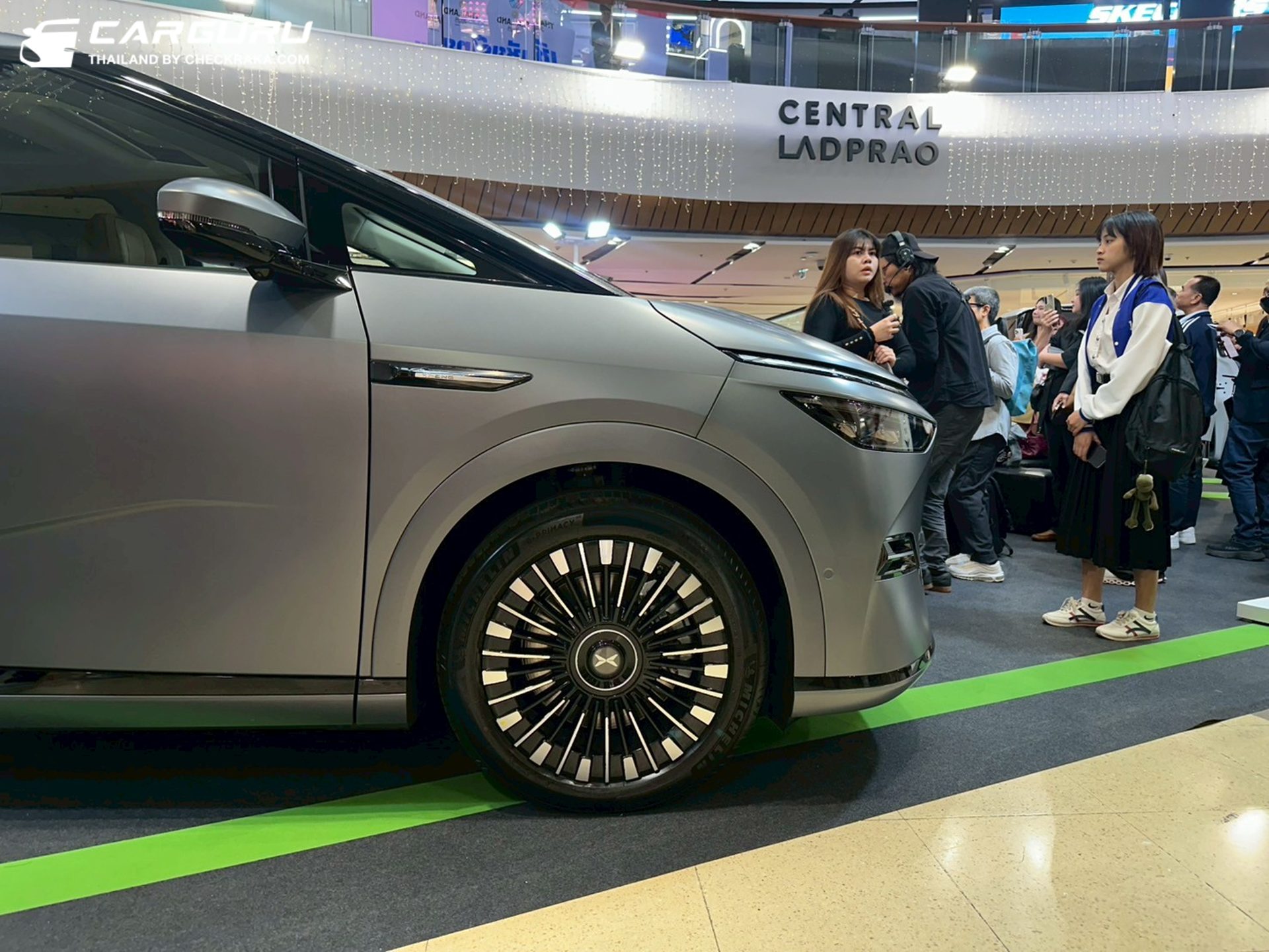 รูปภาพ เอ็กซ์เผิง Xpeng X9 Executive Special Color Edition ปี 2026