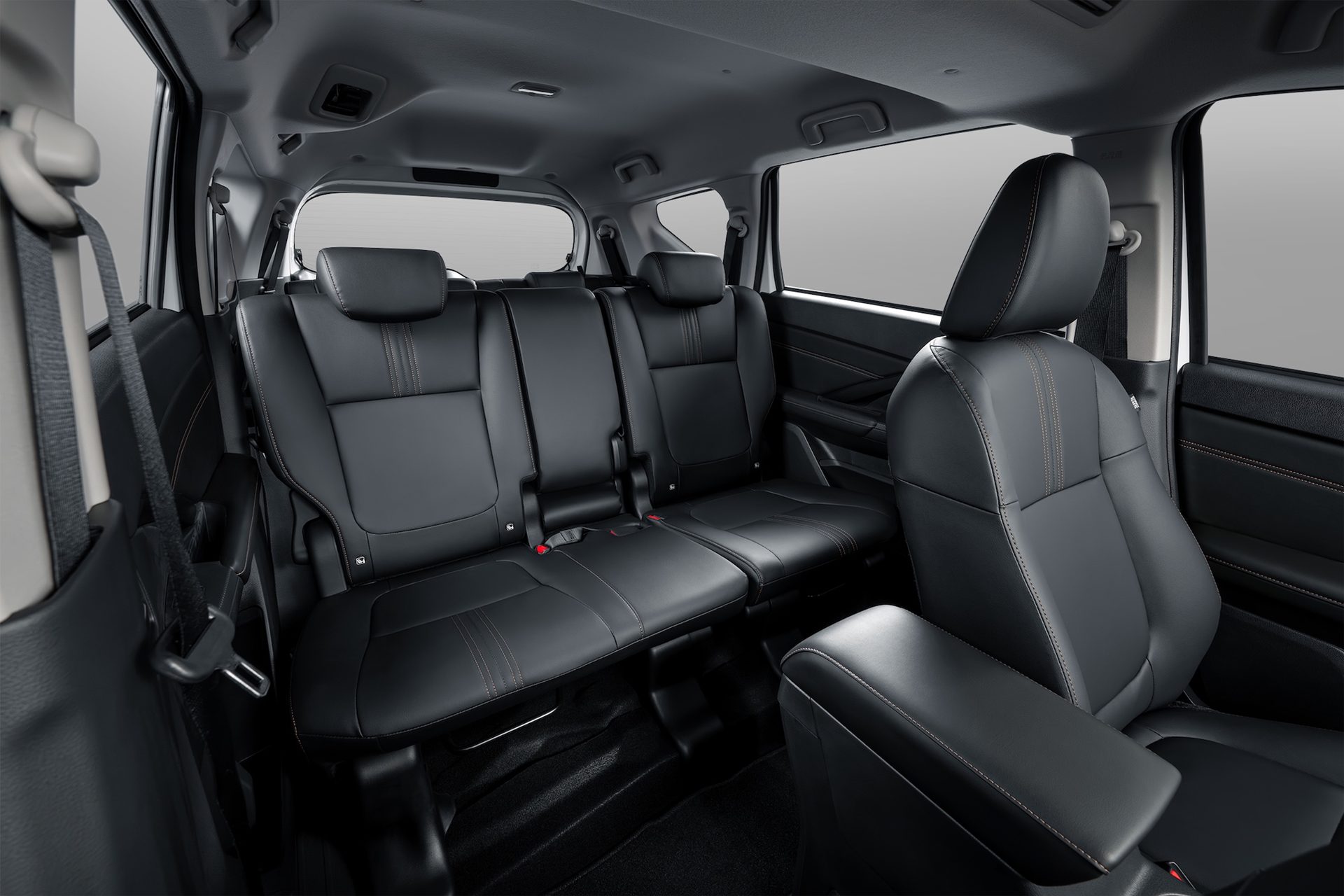 รูปภาพ มิตซูบิชิ Mitsubishi Xpander HEV ปี 2025