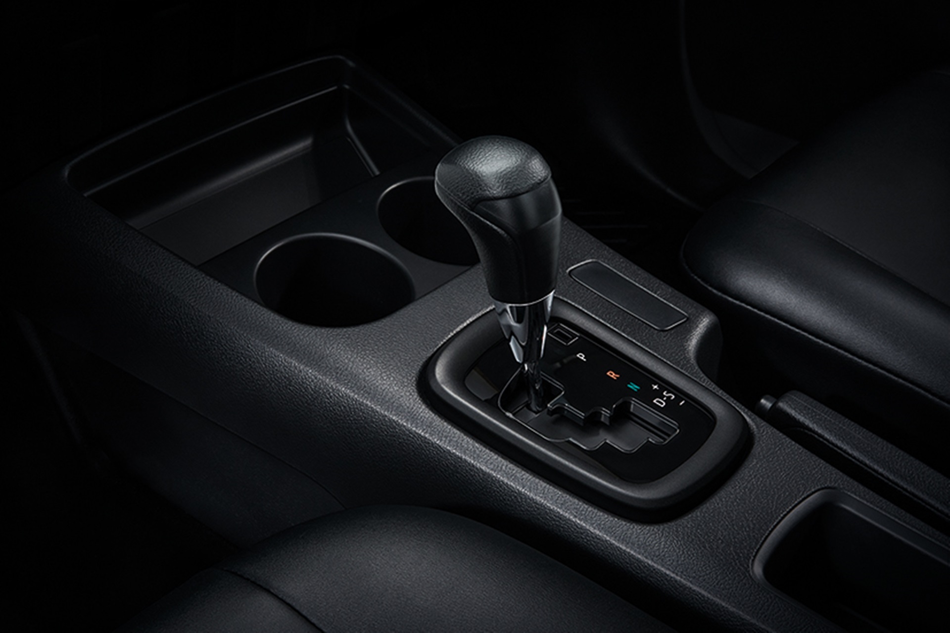 รูปภาพ โตโยต้า Toyota Hiliux Champ 2.4 Diesel AT SWB Attractive Package ปี 2023