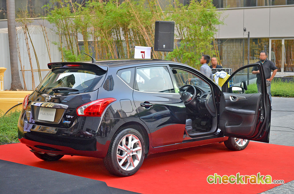 Nissan Pulsar 1.8 V Sunroof Navi นิสสัน พัลซาร์ ปี 2013 : ภาพที่ 14