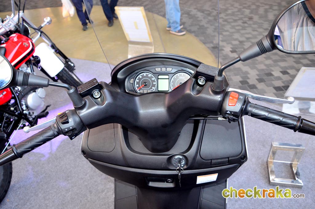 รูปภาพ ซูซูกิ Suzuki Burgman 125 ABS ปี 2015