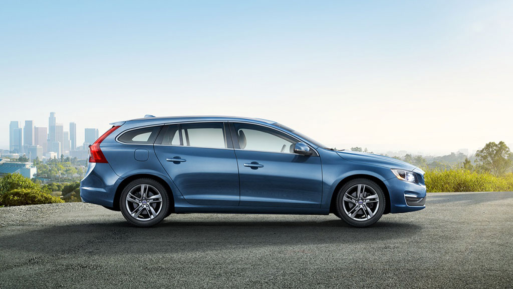 Volvo V60 D4 วอลโว่ วี60 ปี 2016 : ภาพที่ 2