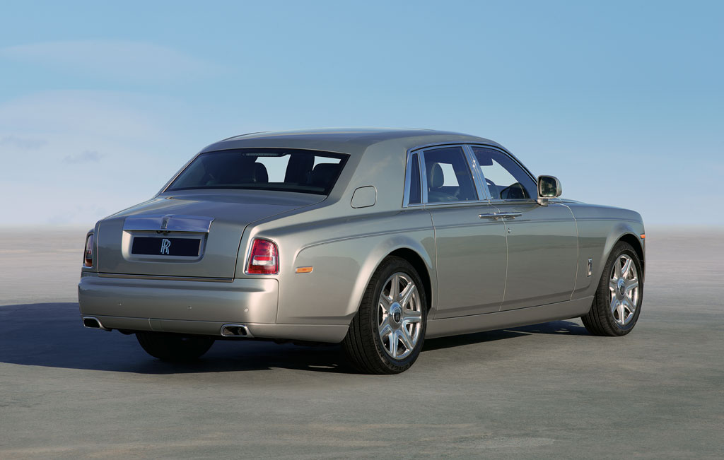 Rolls-Royce Phantom Series II Standard โรลส์-รอยซ์ แฟนทอมซีรีส์ทู ปี 2012 : ภาพที่ 2