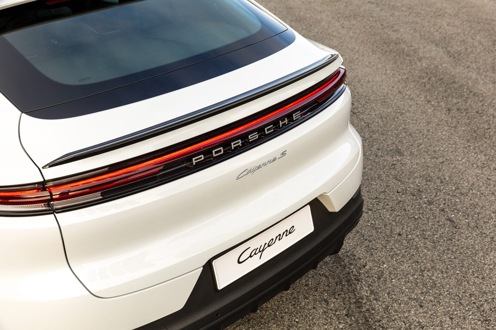 รูปภาพ ปอร์เช่ Porsche Cayenne S E-Hybrid Coupé ปี 2024