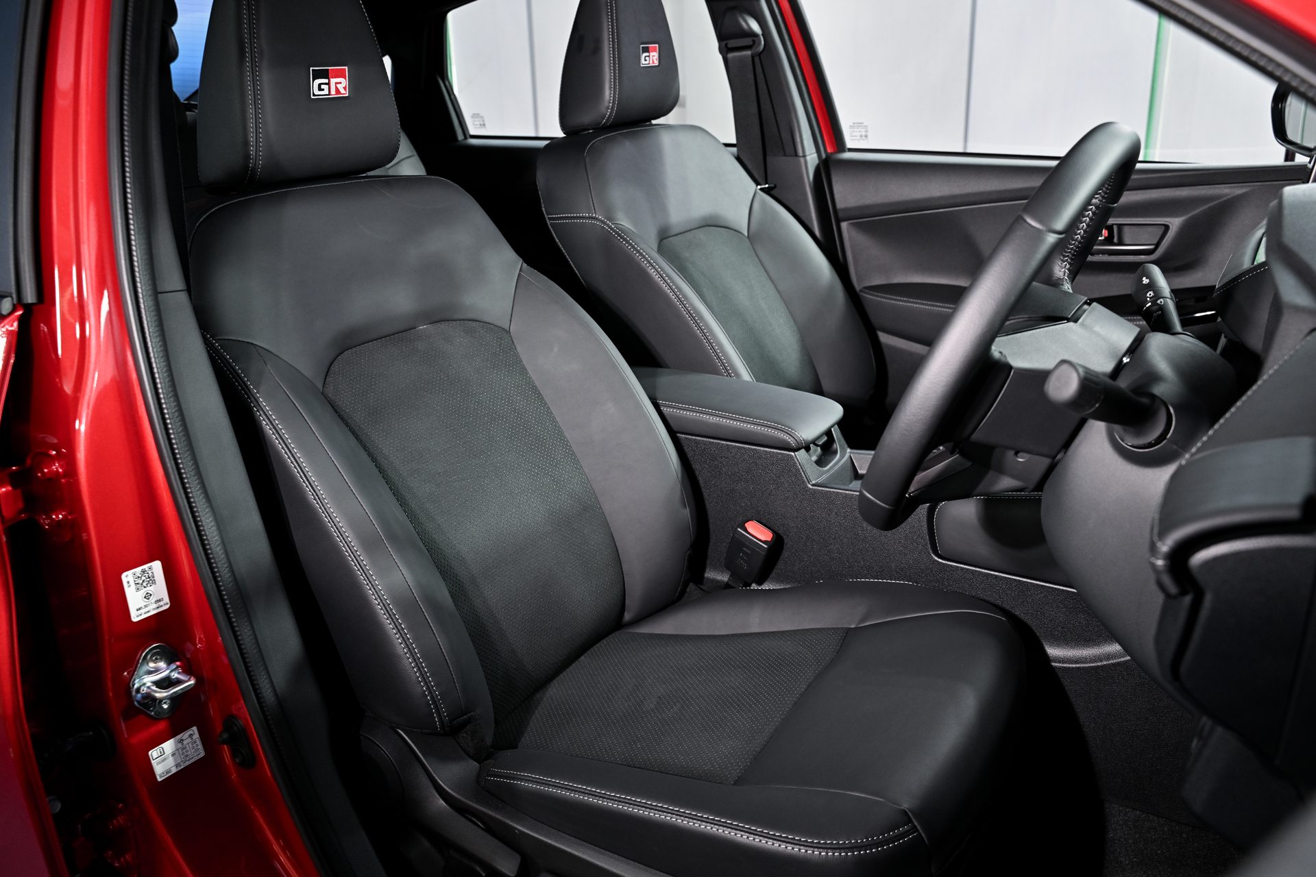 รูปภาพ โตโยต้า Toyota Yaris ATIV HEV GR Sport ปี 2025