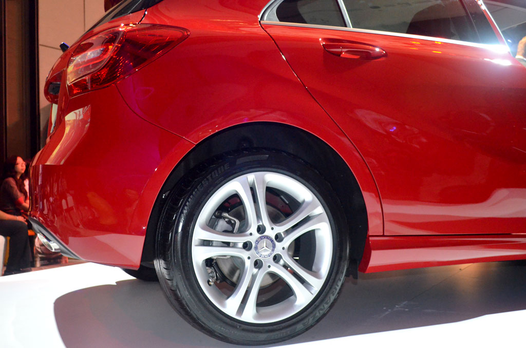 Mercedes-benz A-Class A 180 Style เมอร์เซเดส-เบนซ์ เอ-คลาส ปี 2012 : ภาพที่ 12